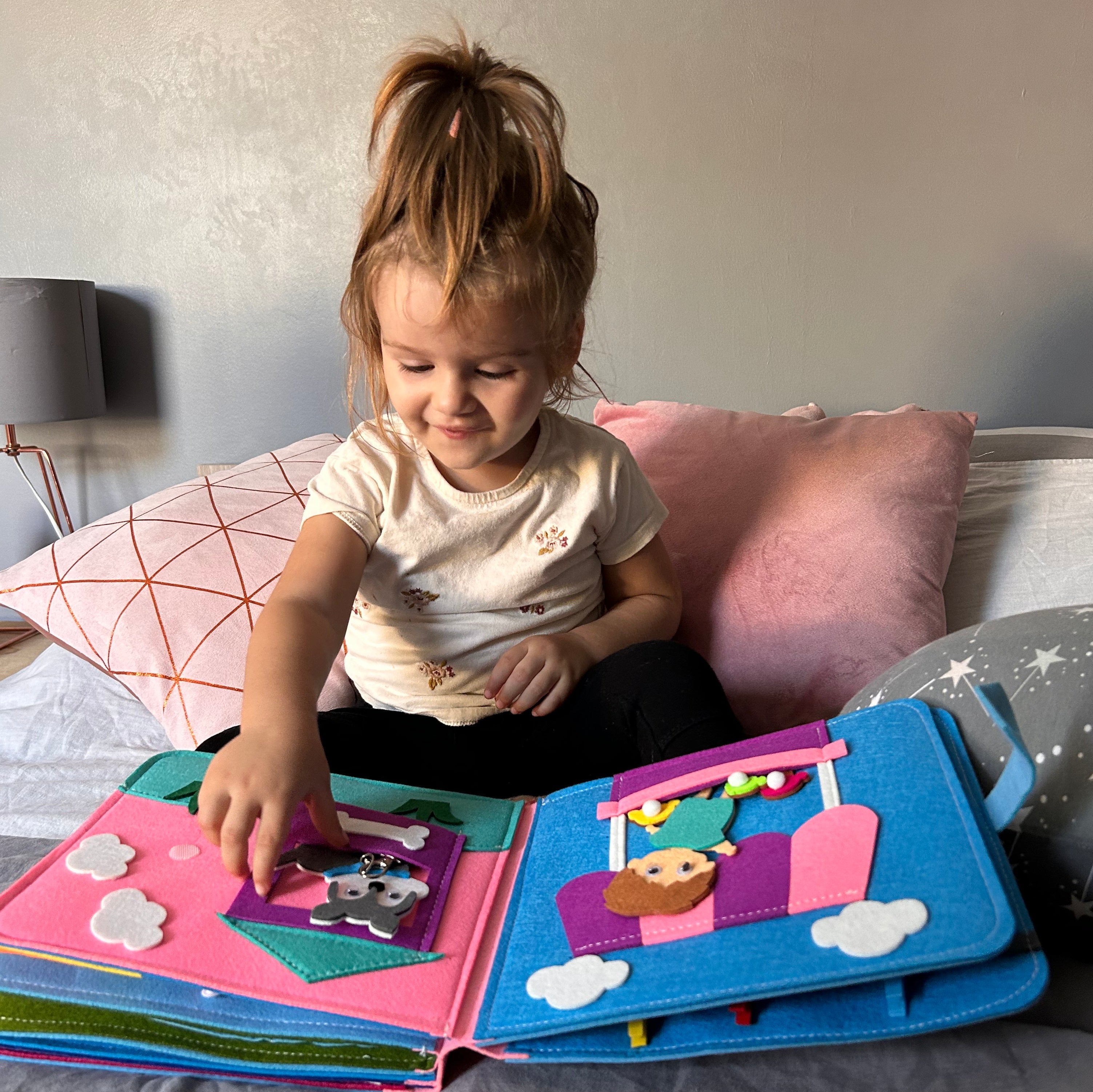 KiddoSpace’s Montessori StoryBook